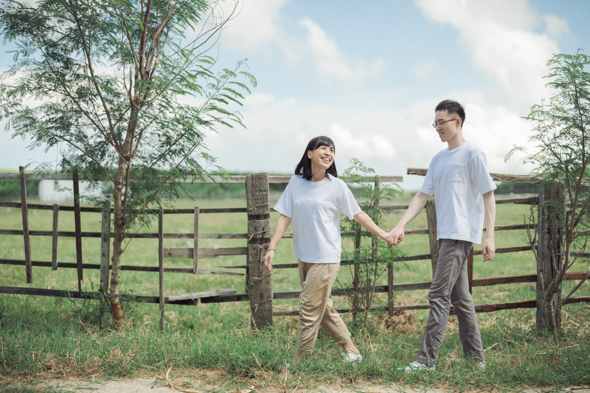 Mao and Rex walk